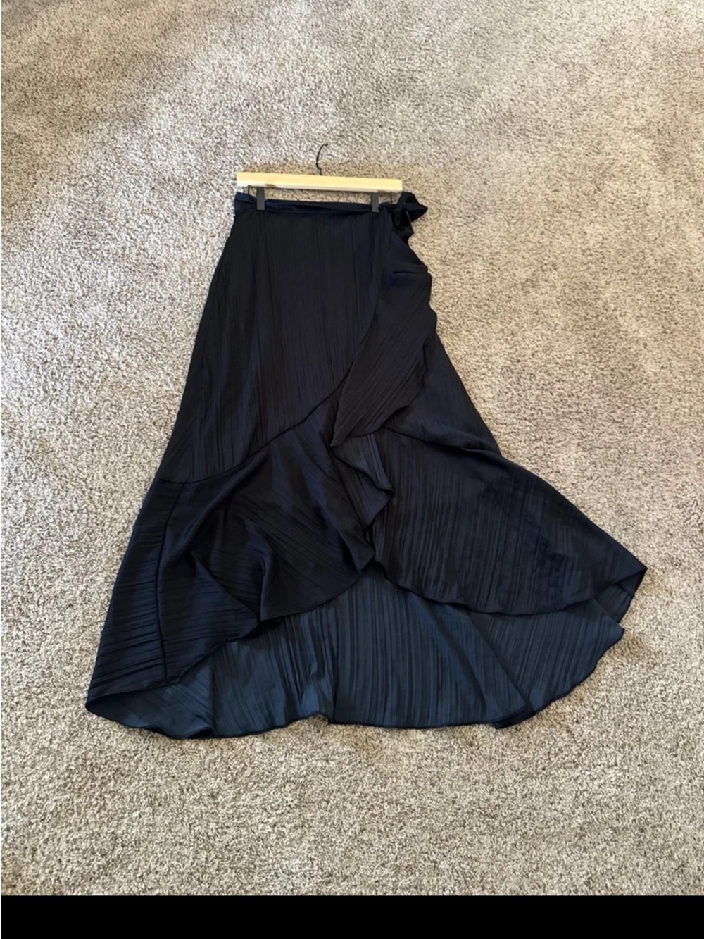 Anthropologie Maeve Ruffle Wrap Midi Skirt in Black Size Medium - Picture 9 of 12